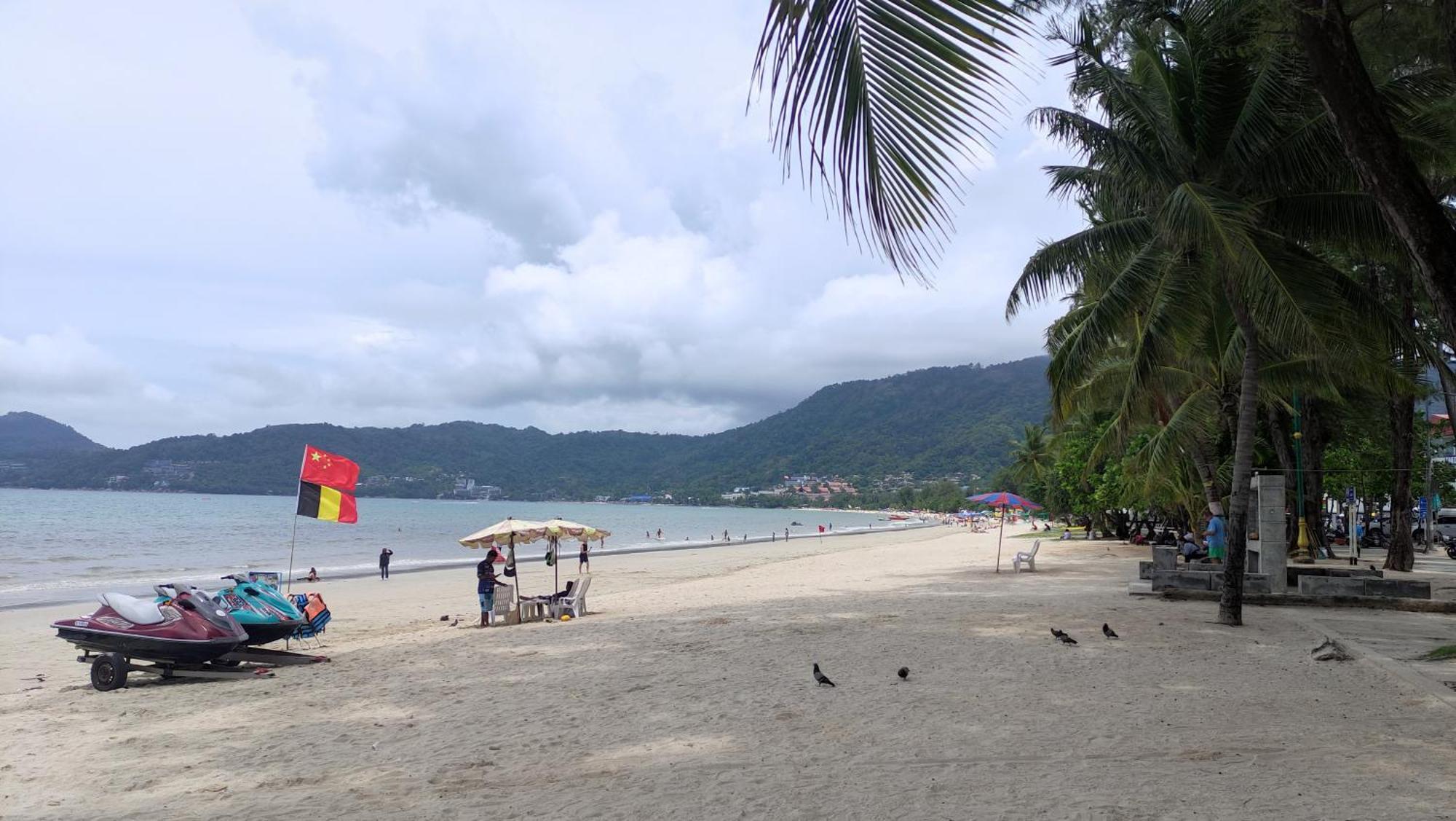 Sea Beach Paradise Patong Exteriör bild